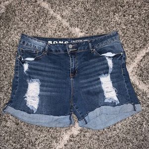 Denim shorts. Junior size 17